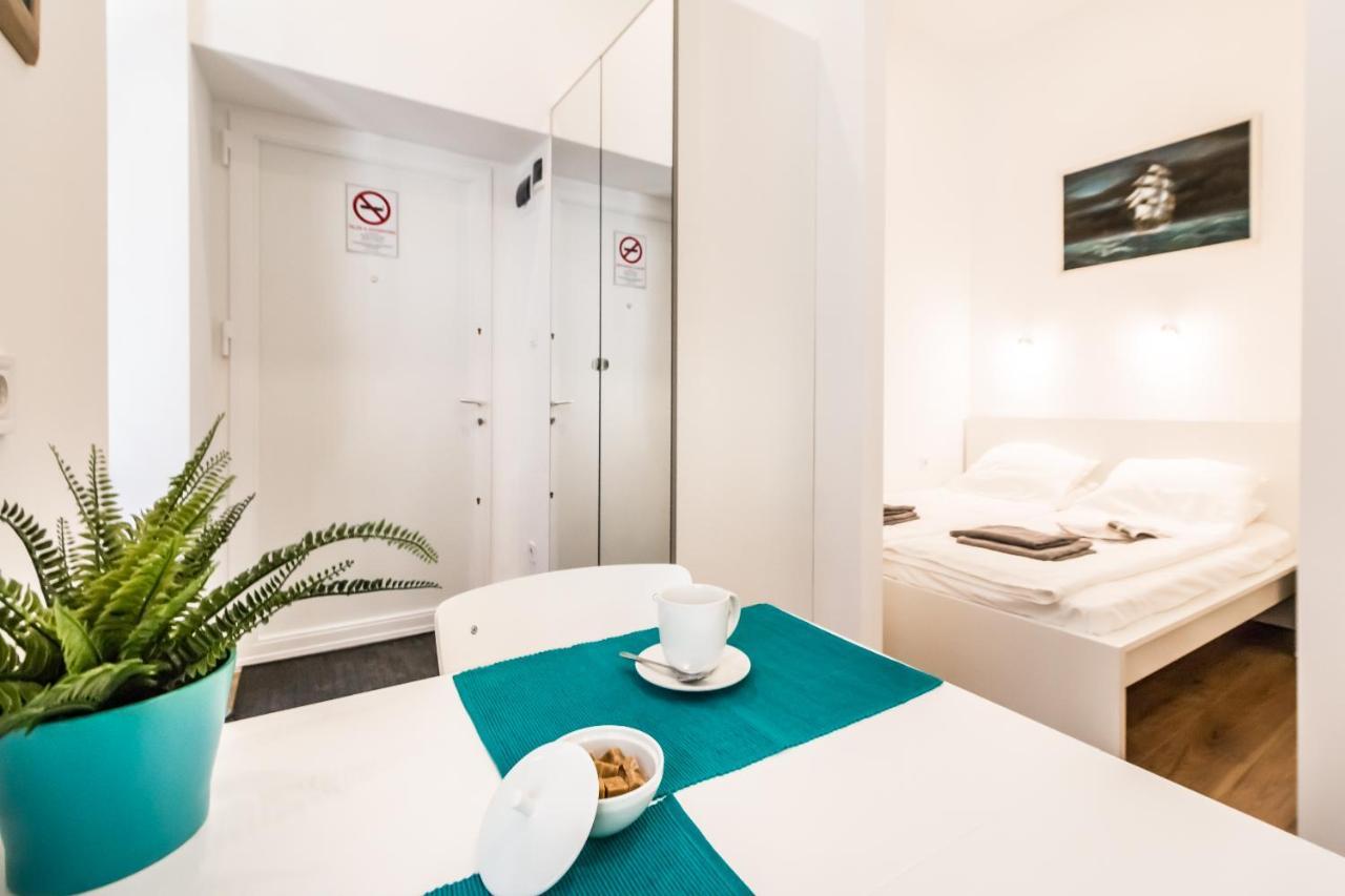 Cosy Studios In The Heart Of The City Budapesta Exterior foto