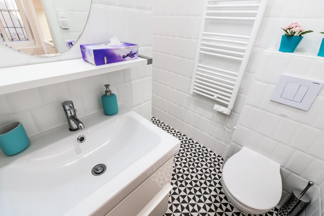 Cosy Studios In The Heart Of The City Budapesta Exterior foto